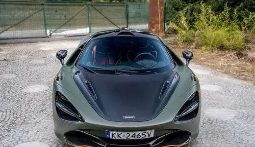 MCLAREN 720S 