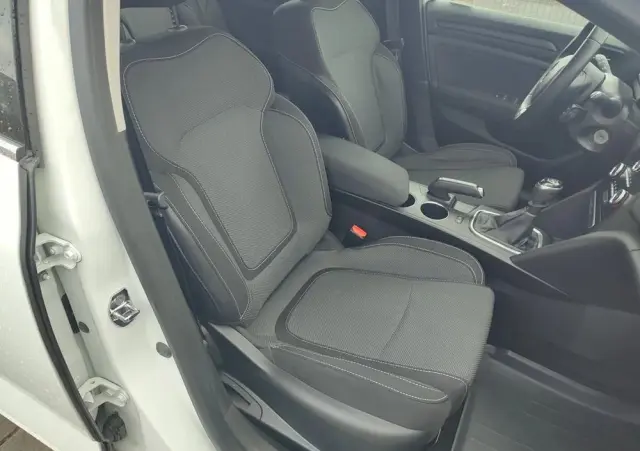 RENAULT Megane 1.5 Blue dCi Business