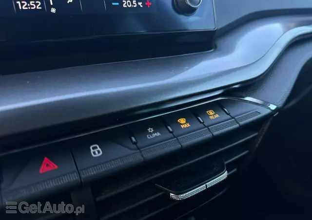 SKODA Octavia 1.5 TSI ACT Ambition