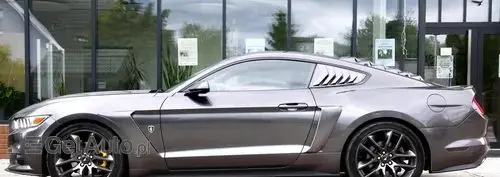 FORD Mustang 