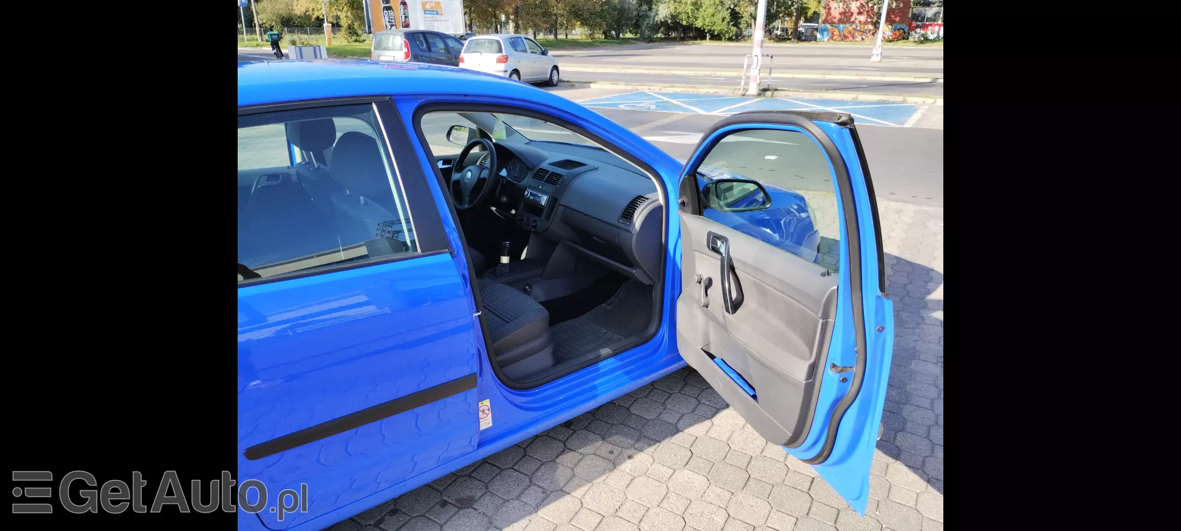 VOLKSWAGEN Polo Comfortline