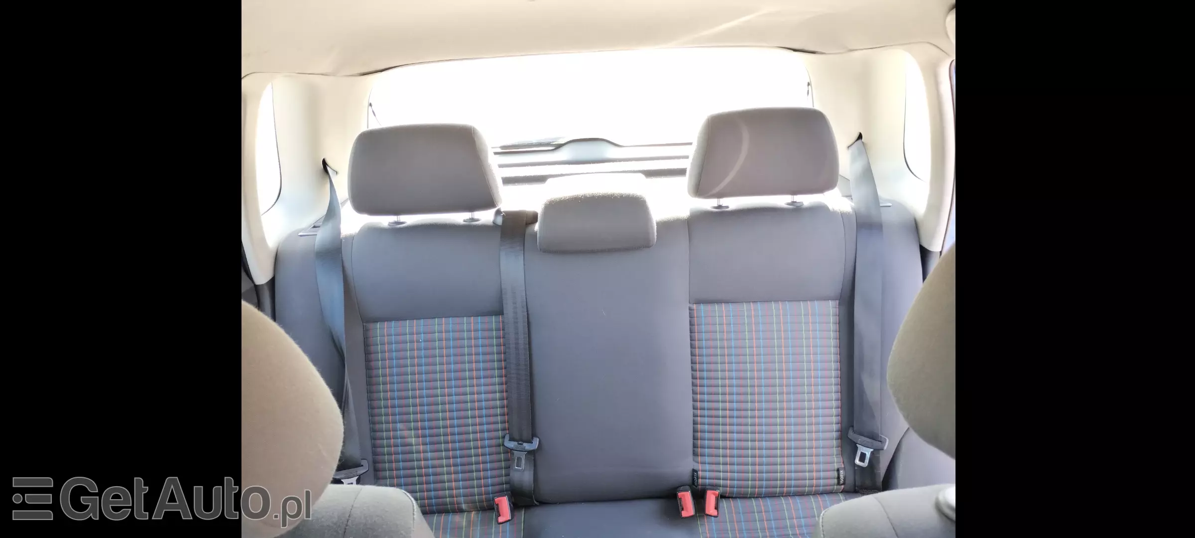VOLKSWAGEN Polo Comfortline