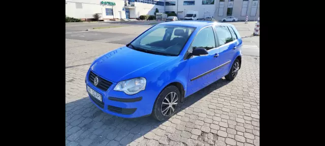 VOLKSWAGEN Polo Comfortline