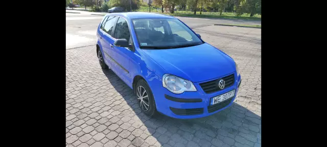 VOLKSWAGEN Polo Comfortline
