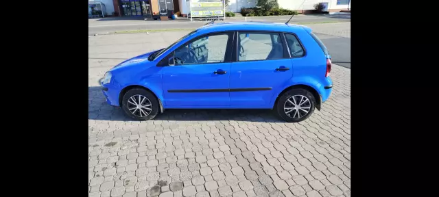 VOLKSWAGEN Polo Comfortline