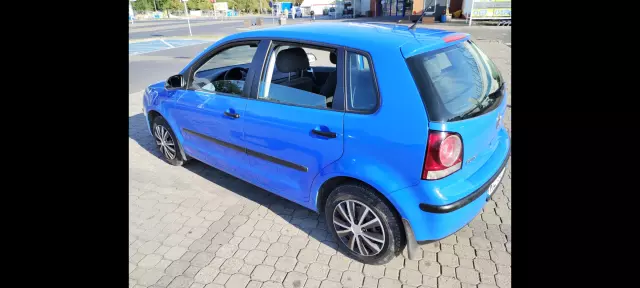 VOLKSWAGEN Polo Comfortline
