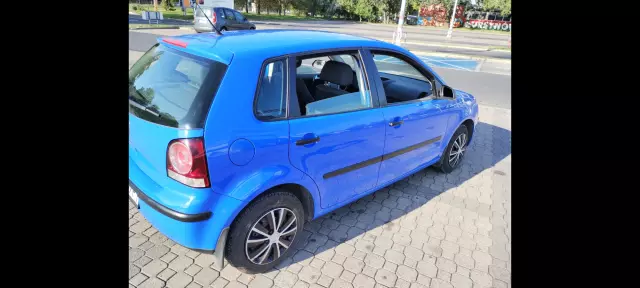 VOLKSWAGEN Polo Comfortline