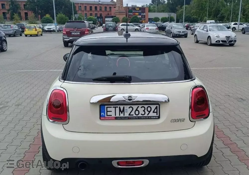 MINI Cooper Standard