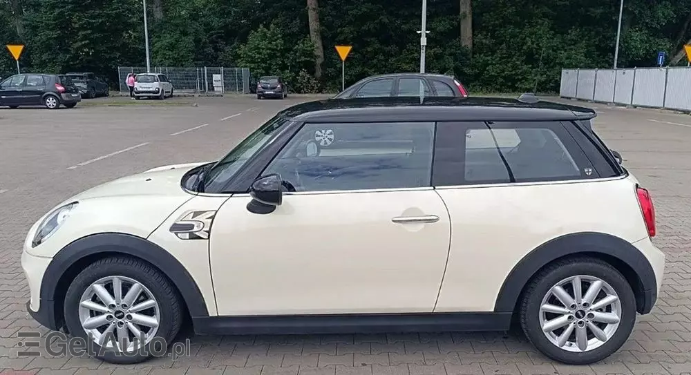 MINI Cooper Standard