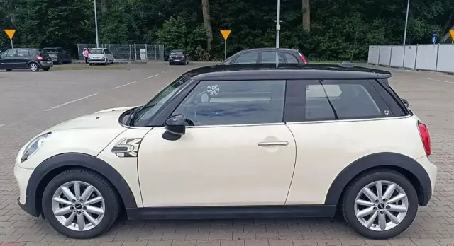 MINI Cooper Standard