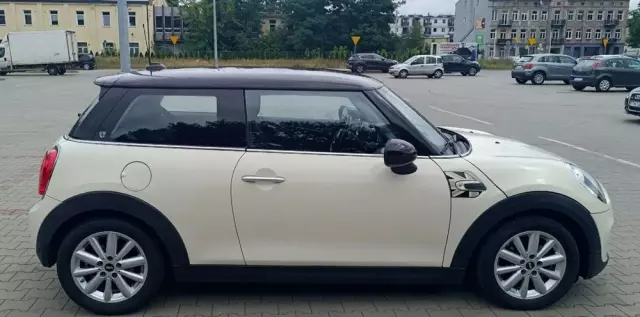 MINI Cooper Standard
