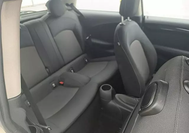 MINI Cooper Standard