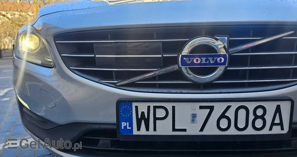 VOLVO V60 T5 Kinetic
