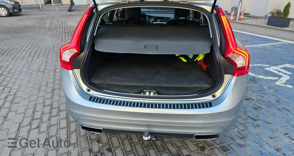 VOLVO V60 T5 Kinetic