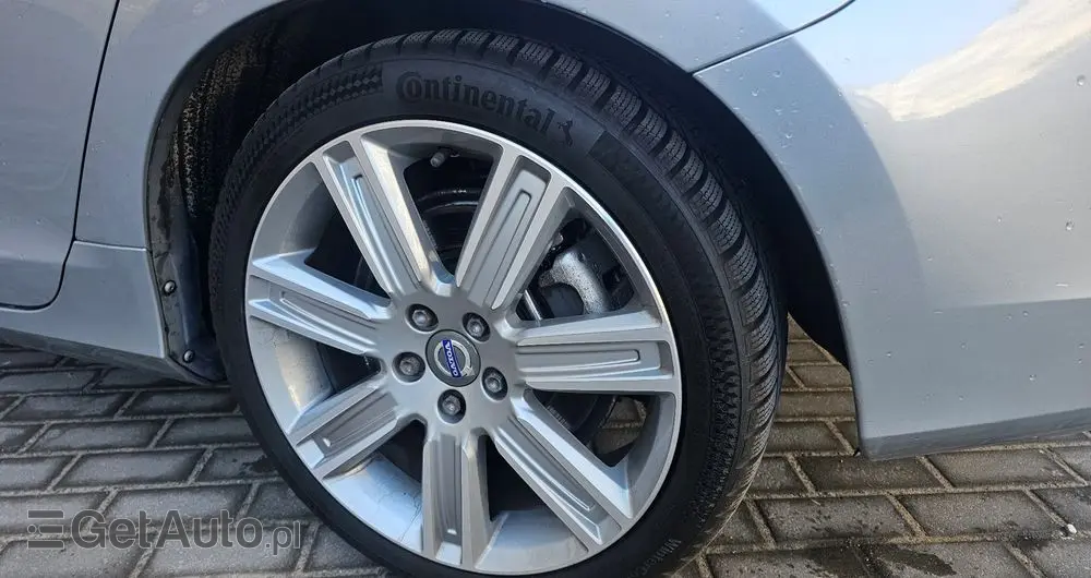 VOLVO V60 T5 Kinetic