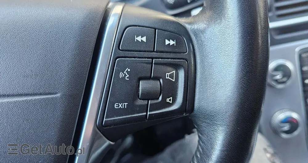 VOLVO V60 T5 Kinetic