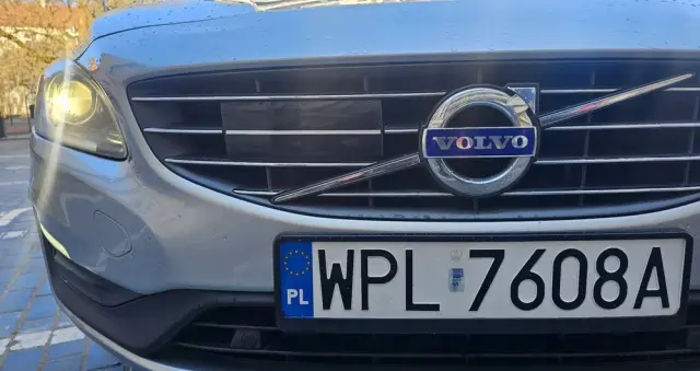 VOLVO V60 T5 Kinetic