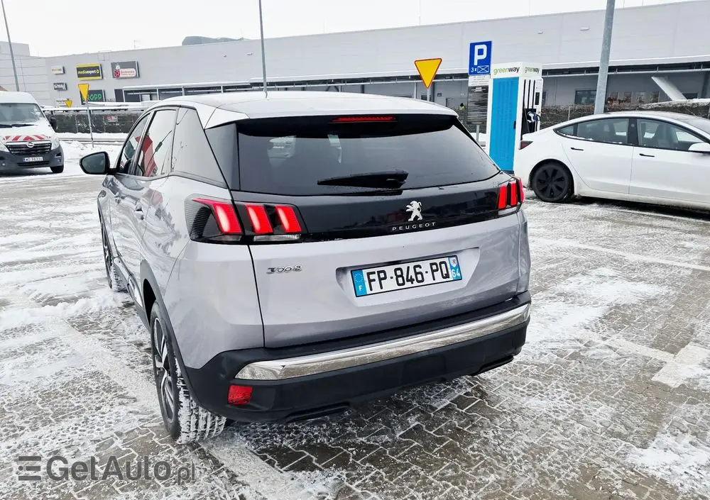 PEUGEOT 3008 BlueHDi 130 Stop & Start EAT8 Allure Business-Paket