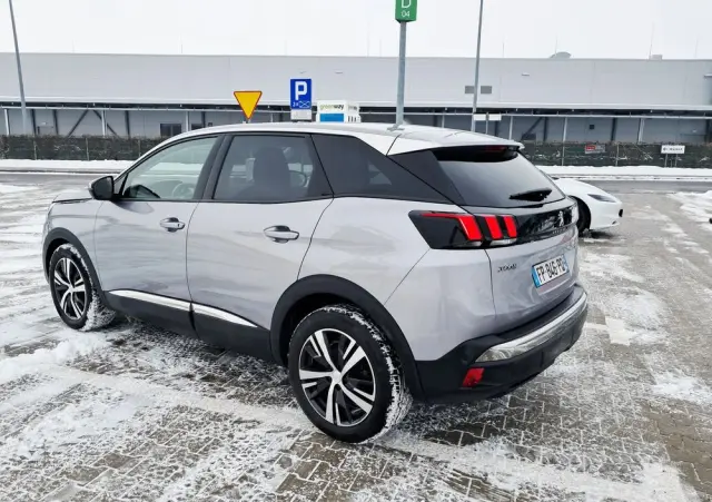 PEUGEOT 3008 BlueHDi 130 Stop & Start EAT8 Allure Business-Paket