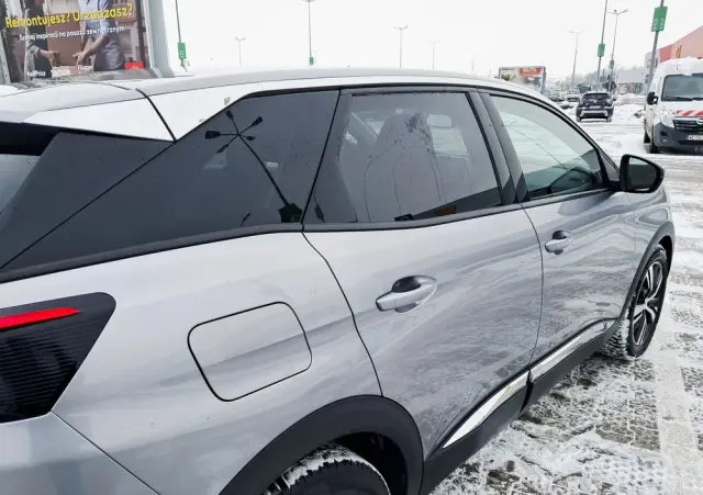 PEUGEOT 3008 BlueHDi 130 Stop & Start EAT8 Allure Business-Paket