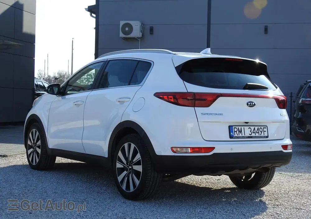 KIA Sportage 1.7 CRDI 2WD ISG Dream-Team Edition