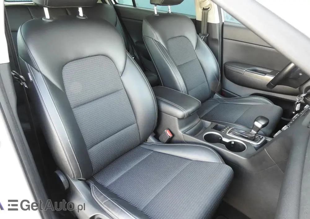 KIA Sportage 1.7 CRDI 2WD ISG Dream-Team Edition