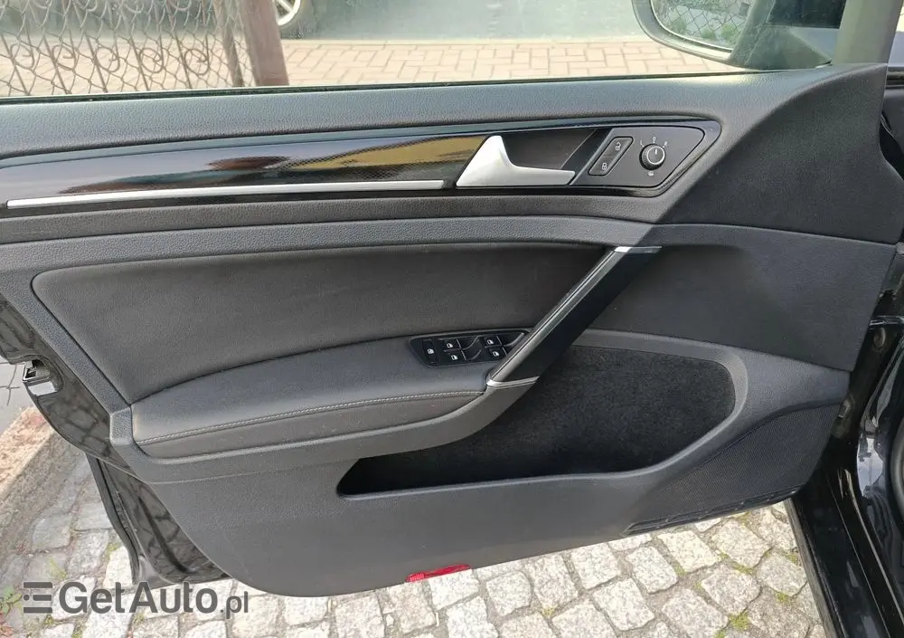 VOLKSWAGEN Golf 1.4 TSI BlueMotion Technology Highline