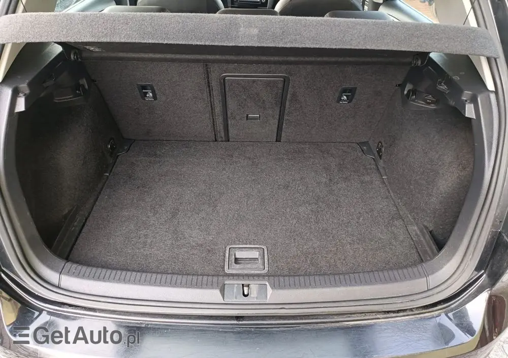 VOLKSWAGEN Golf 1.4 TSI BlueMotion Technology Highline