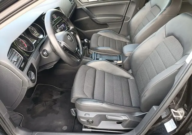 VOLKSWAGEN Golf 1.4 TSI BlueMotion Technology Highline