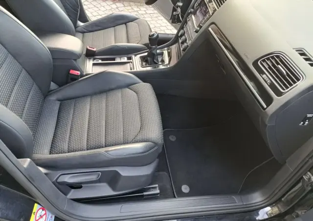 VOLKSWAGEN Golf 1.4 TSI BlueMotion Technology Highline