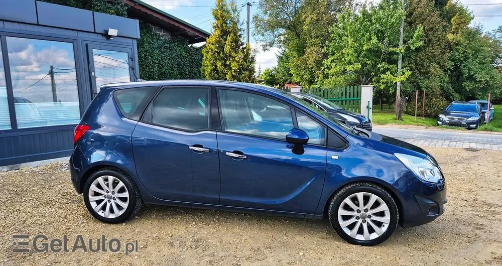 OPEL Meriva 1.4 T Cosmo