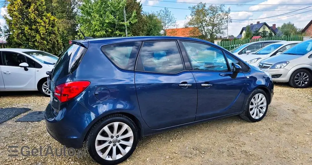 OPEL Meriva 1.4 T Cosmo