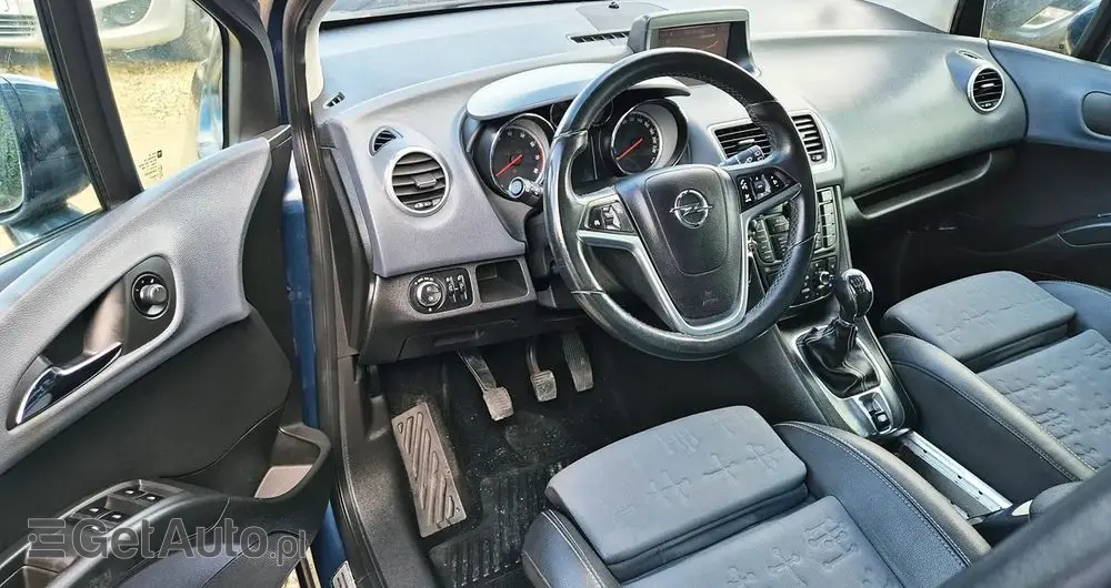 OPEL Meriva 1.4 T Cosmo