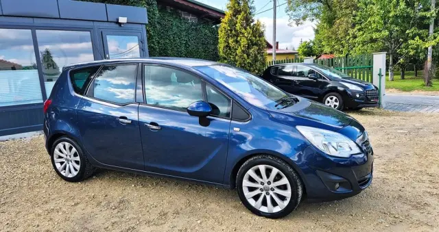 OPEL Meriva 1.4 T Cosmo