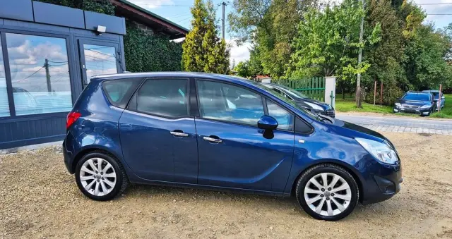 OPEL Meriva 1.4 T Cosmo