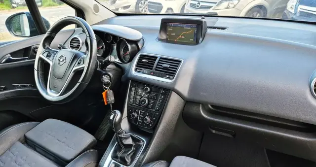 OPEL Meriva 1.4 T Cosmo