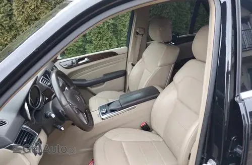 MERCEDES-BENZ ML 