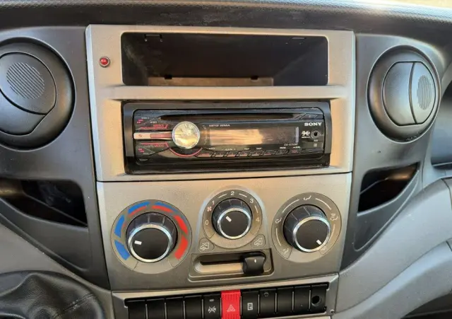 IVECO Daily 70C18 V H 