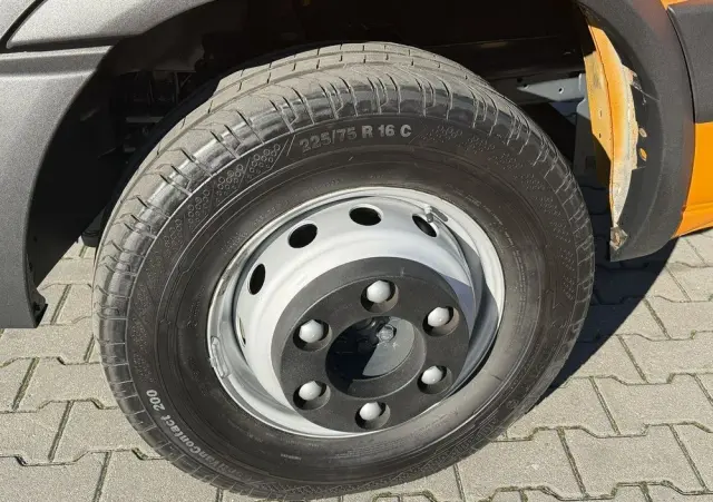 IVECO Daily 70C18 V H 