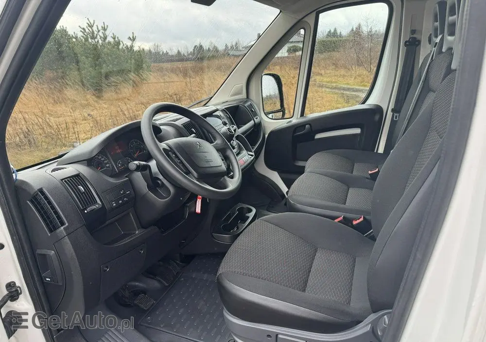PEUGEOT Boxer 