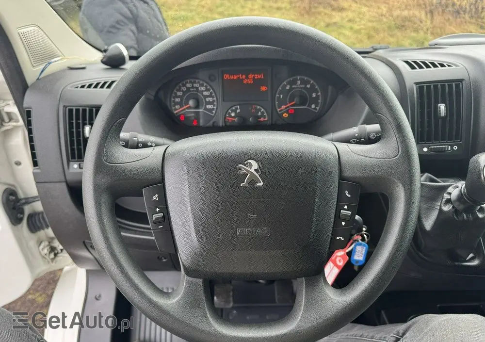 PEUGEOT Boxer 