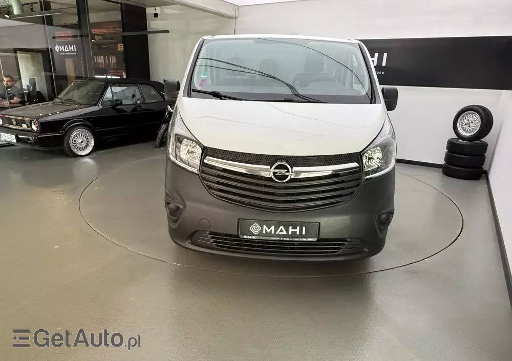 OPEL Vivaro 