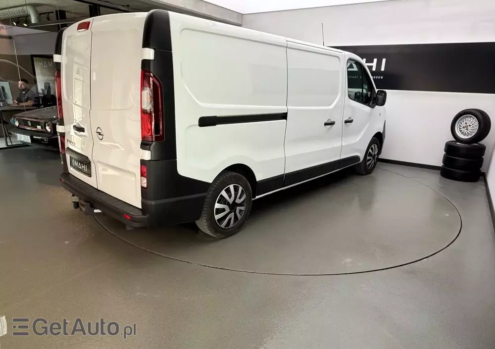 OPEL Vivaro 