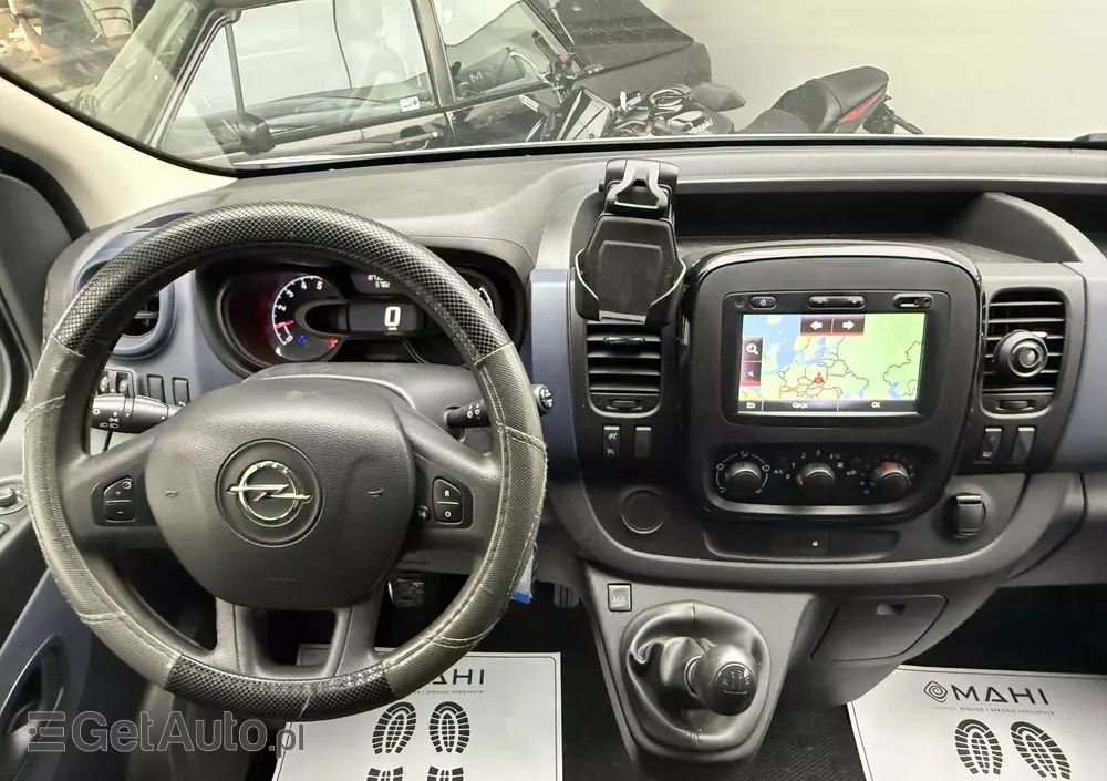 OPEL Vivaro 