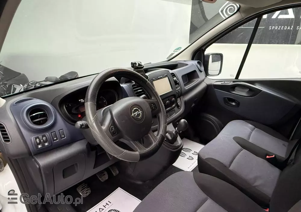 OPEL Vivaro 