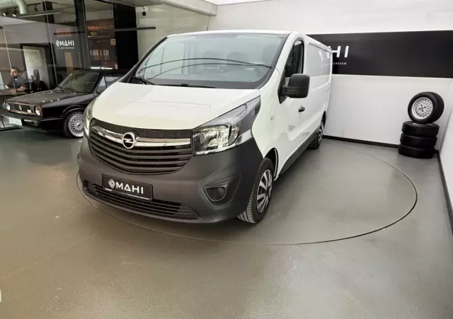 OPEL Vivaro 