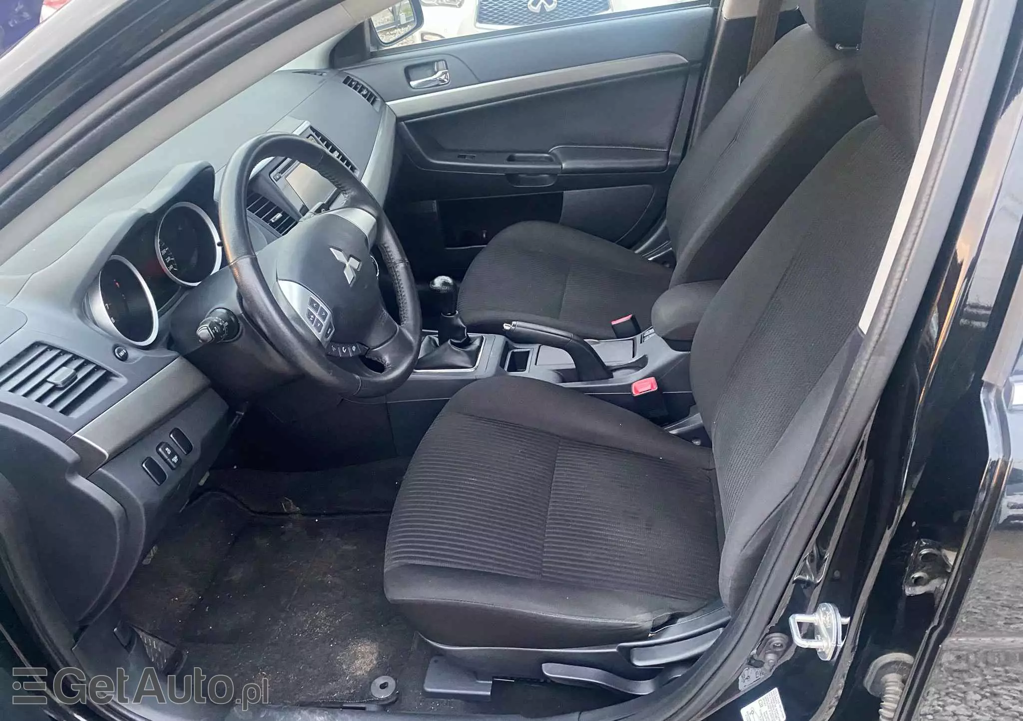 MITSUBISHI Lancer 1.6 Invite