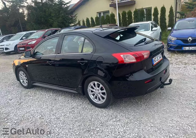 MITSUBISHI Lancer 1.6 Invite