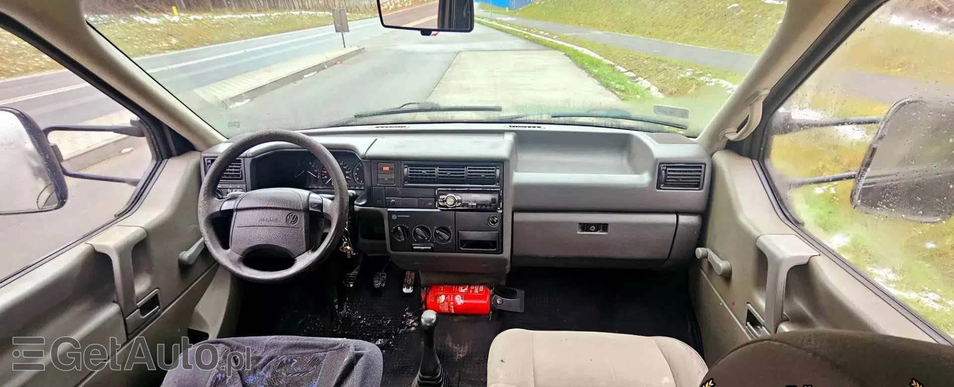 VOLKSWAGEN Transporter 