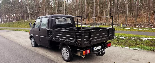 VOLKSWAGEN Transporter 